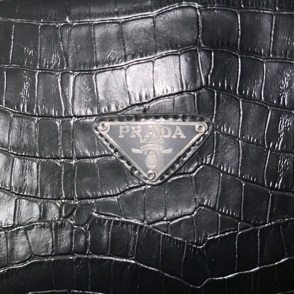 Prada black 🐊 croc leather handbag no call outs silver feet 3 open pockets nice - Picture 12 of 14